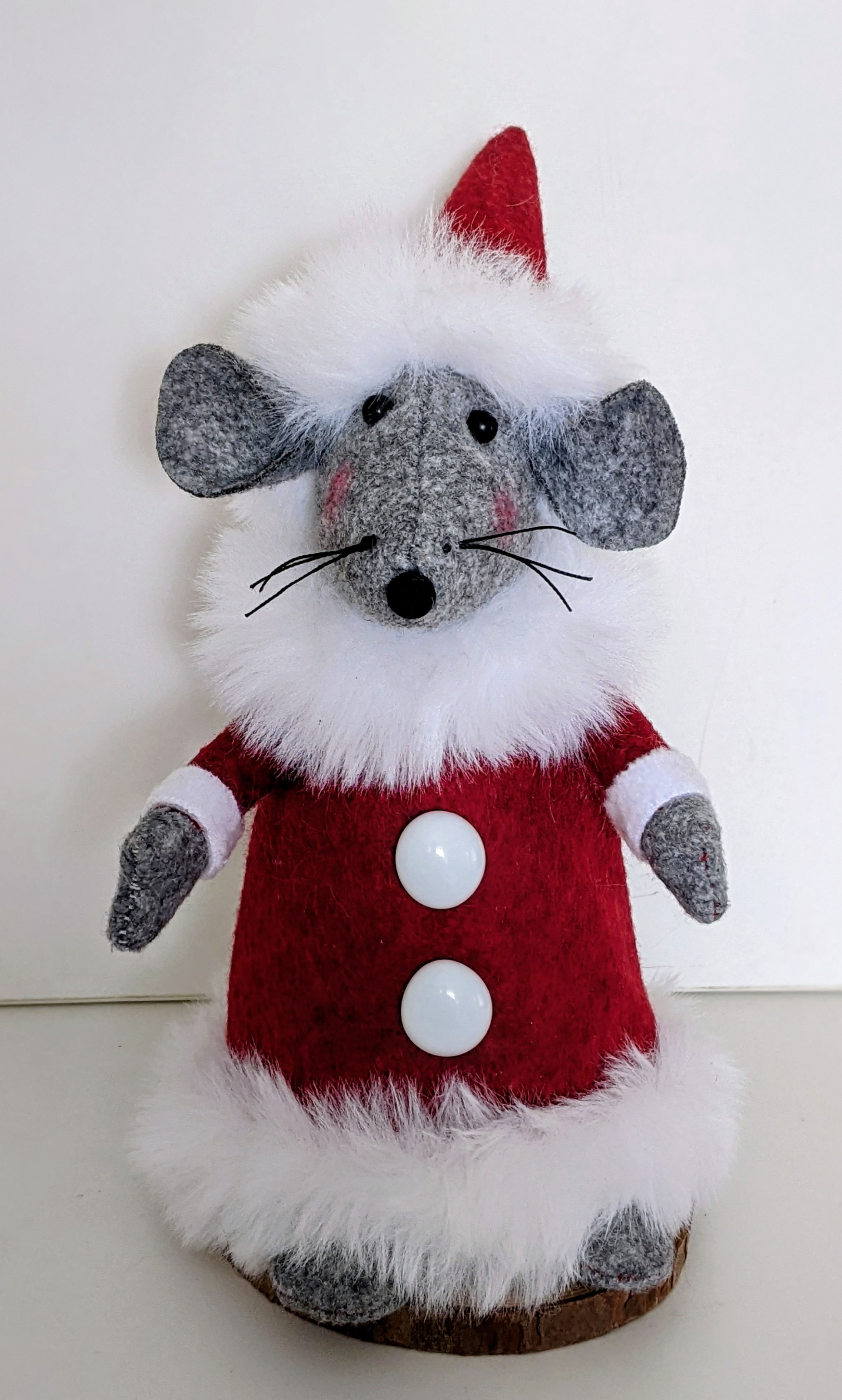 Mrs. Mouse. Felt.