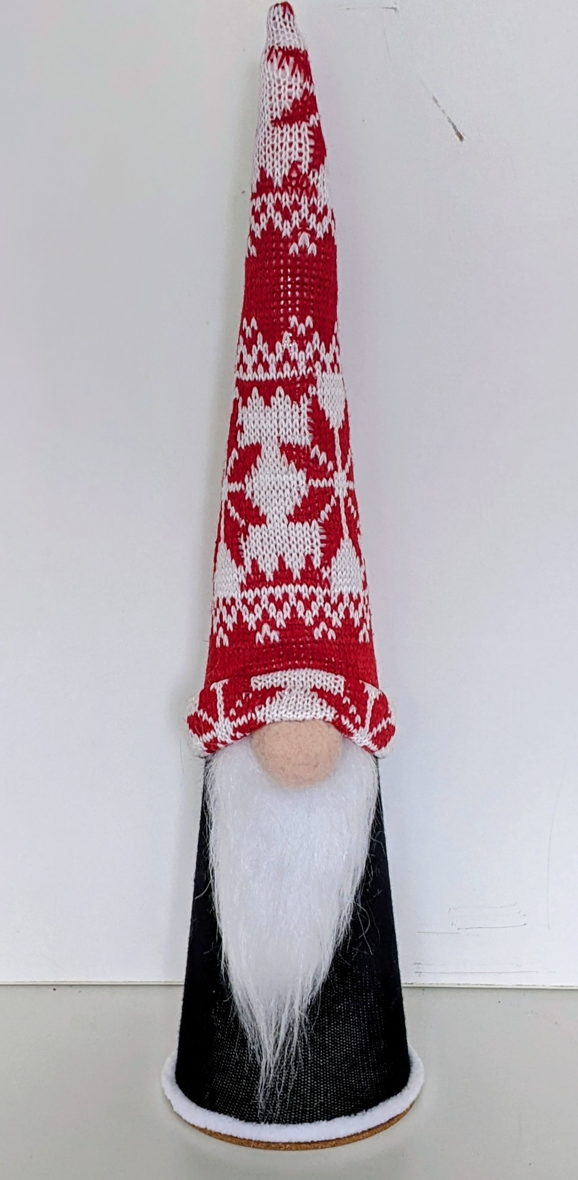 Christmas Gnome. Knitted.
