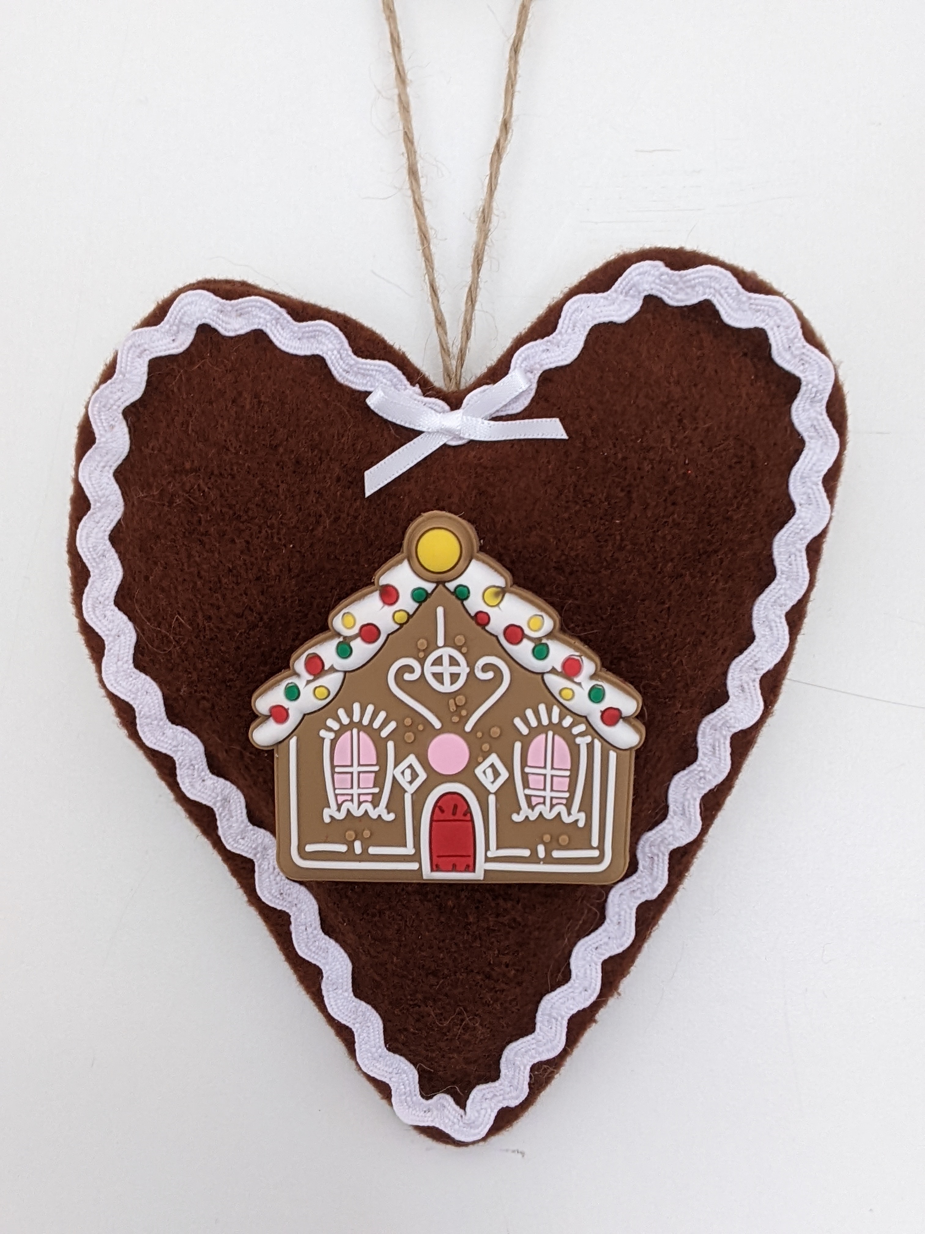 Gingerbread House on a Gingerbread Heart. Felt.