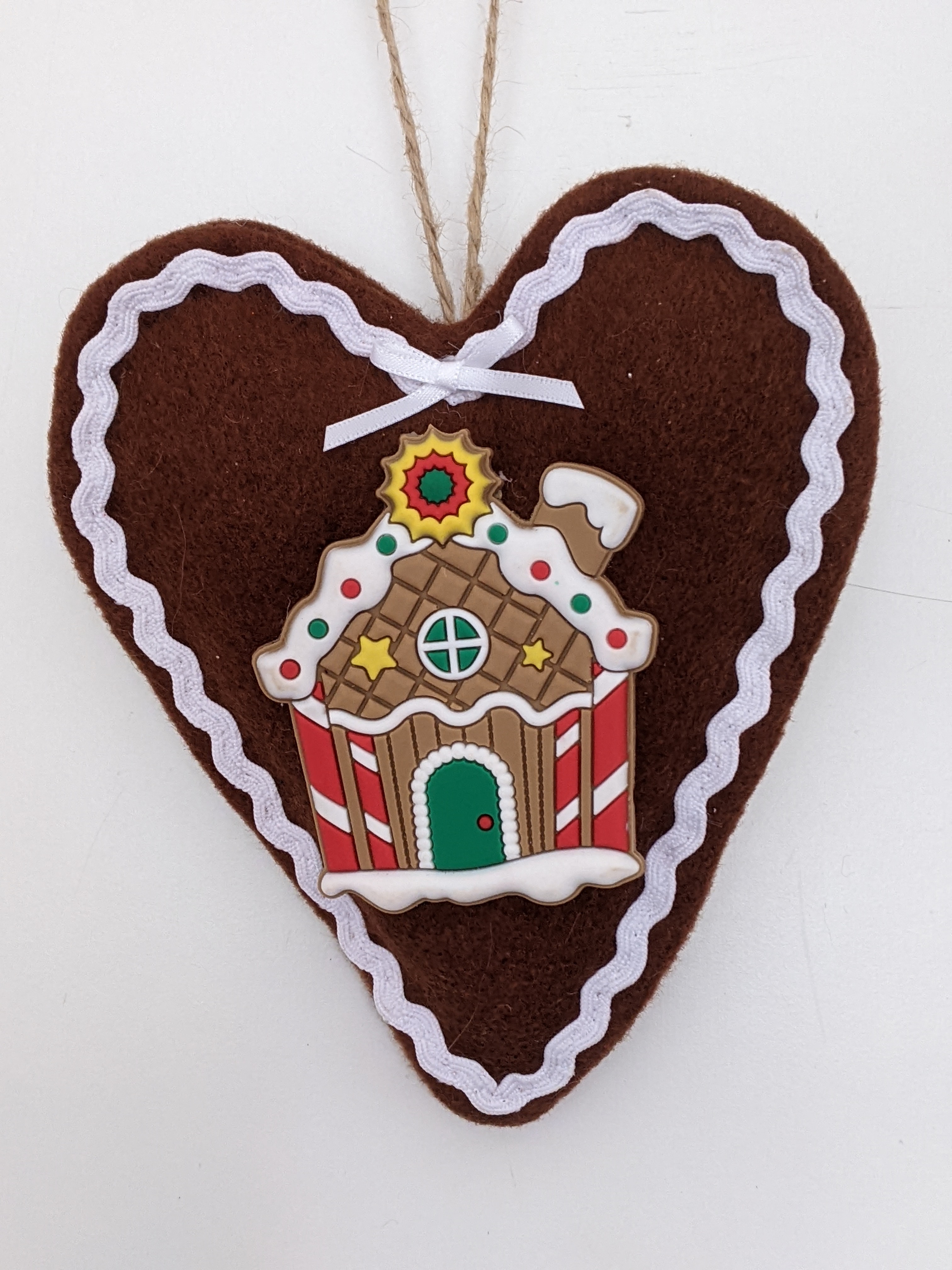 Gingerbread House on a Gingerbread Heart. Felt.