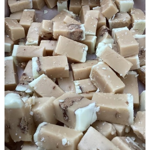 KINDER BUENO FLAVOURED FUDGE 200g