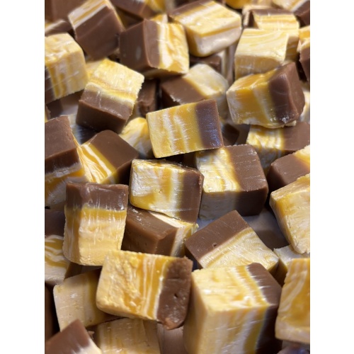 CREAM EGG FLAVOUR FUDGE 200g