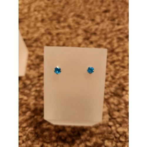 Neon blue apatite 14 carat gold stud earrings 3mm