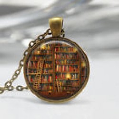 BOOKS SPELL INFUSED PENDANT TO HELP TO STUDY