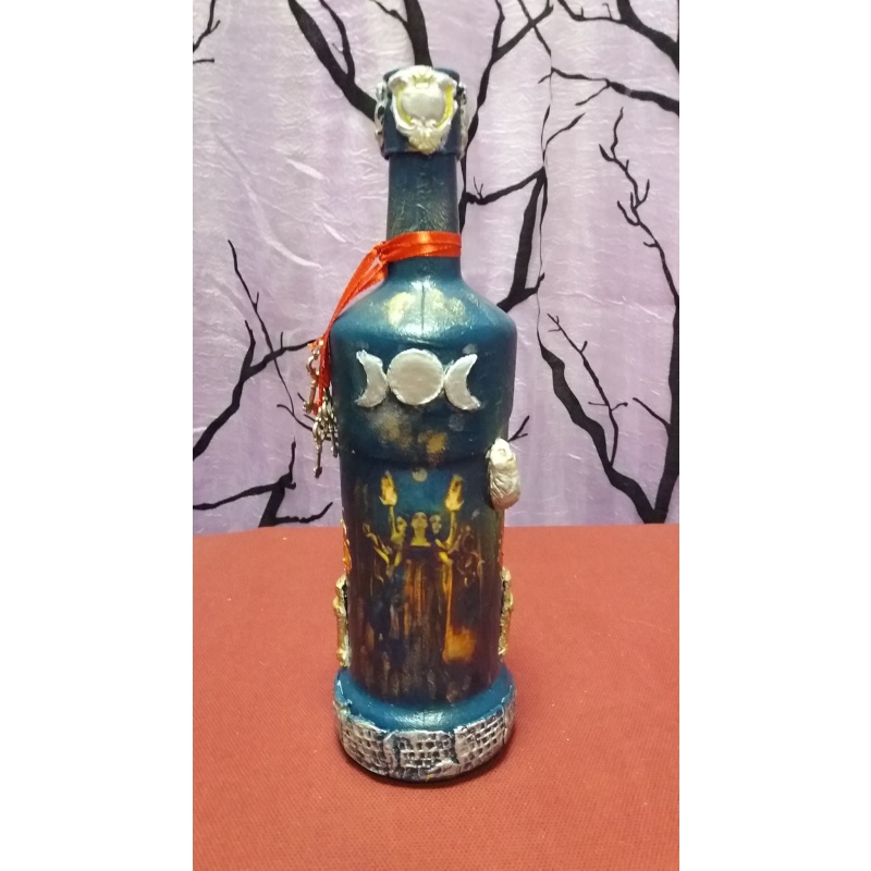 Hecate decoupage bottle. Decorated bottle handmade. Hand painted. Altar tool