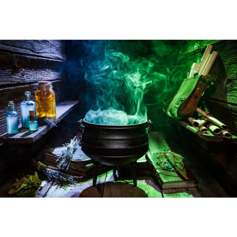 Cauldron of Cerridwen Brew Perfume Oil - A Potion of Enchantment. Bottle 10 ml.